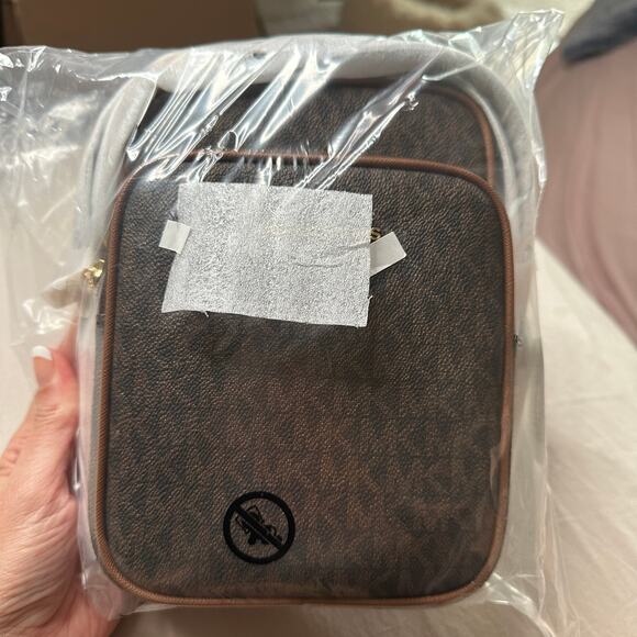 MICHAEL KORS Jet Set Travel Medium Logo Crossbody Bag MK Print Brown NWT - Picture 3 of 9